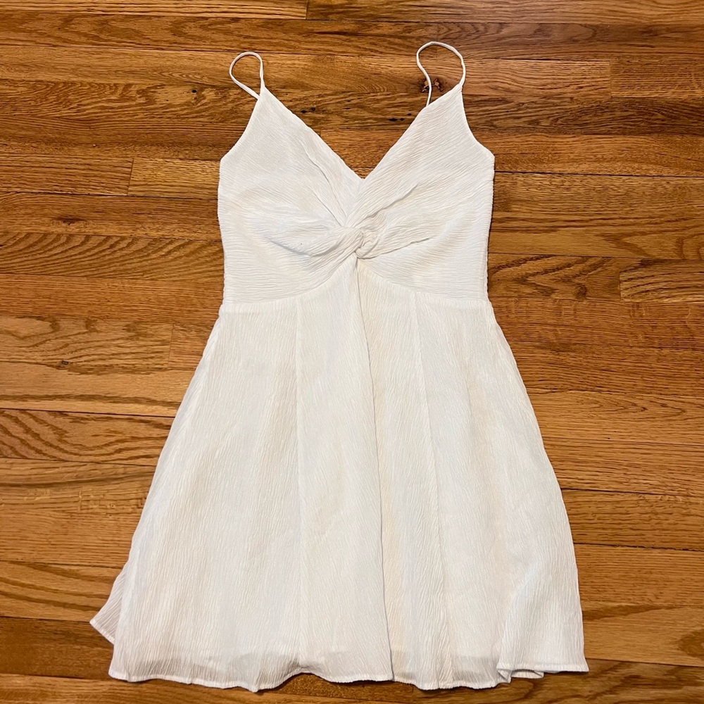 White Sleeveless Dress